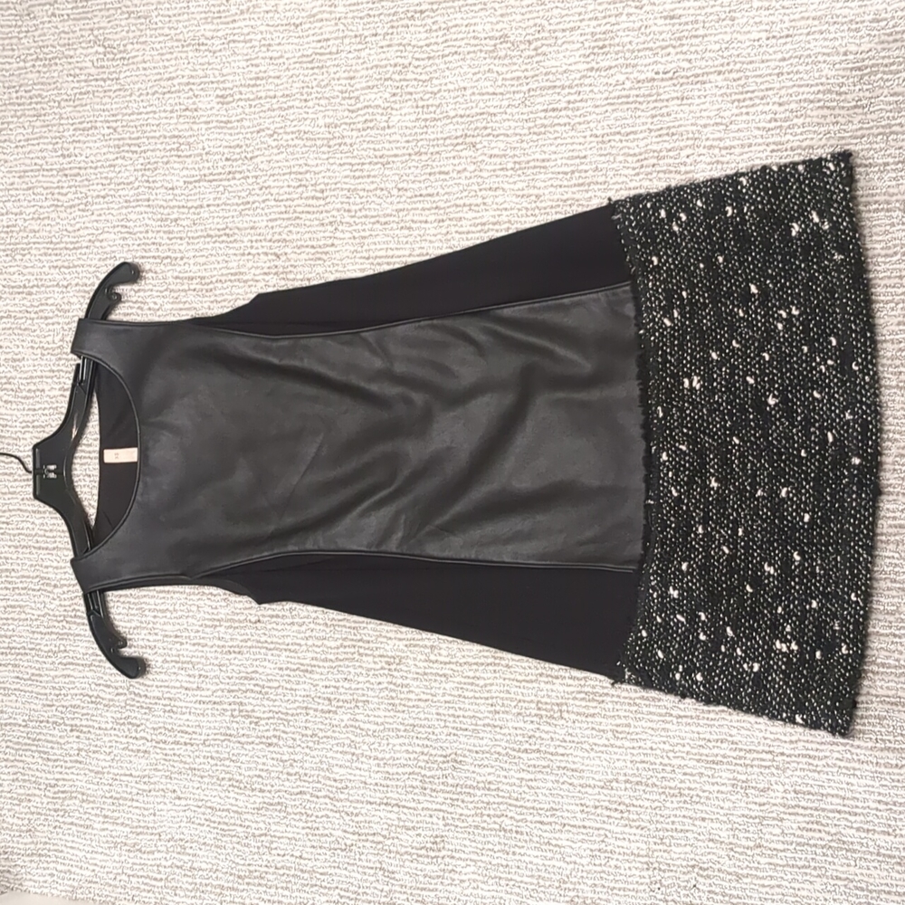 Black sleeveless leather detail dress